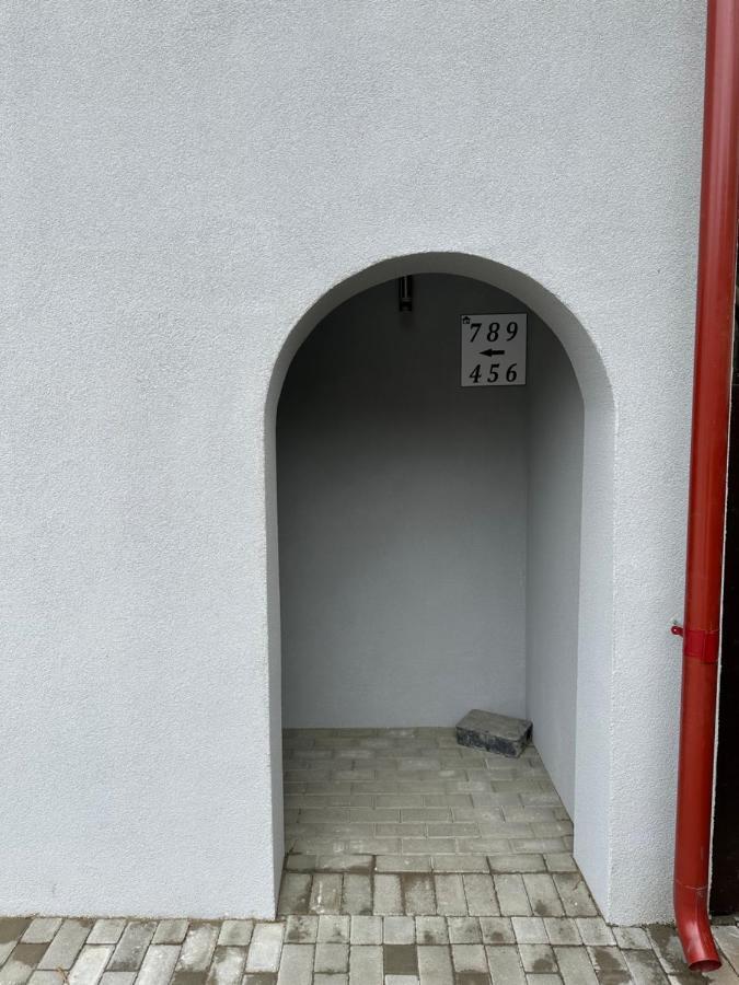 Jokai Apartments Nr7, Code Entry Sfântu Gheorghe Bagian luar foto