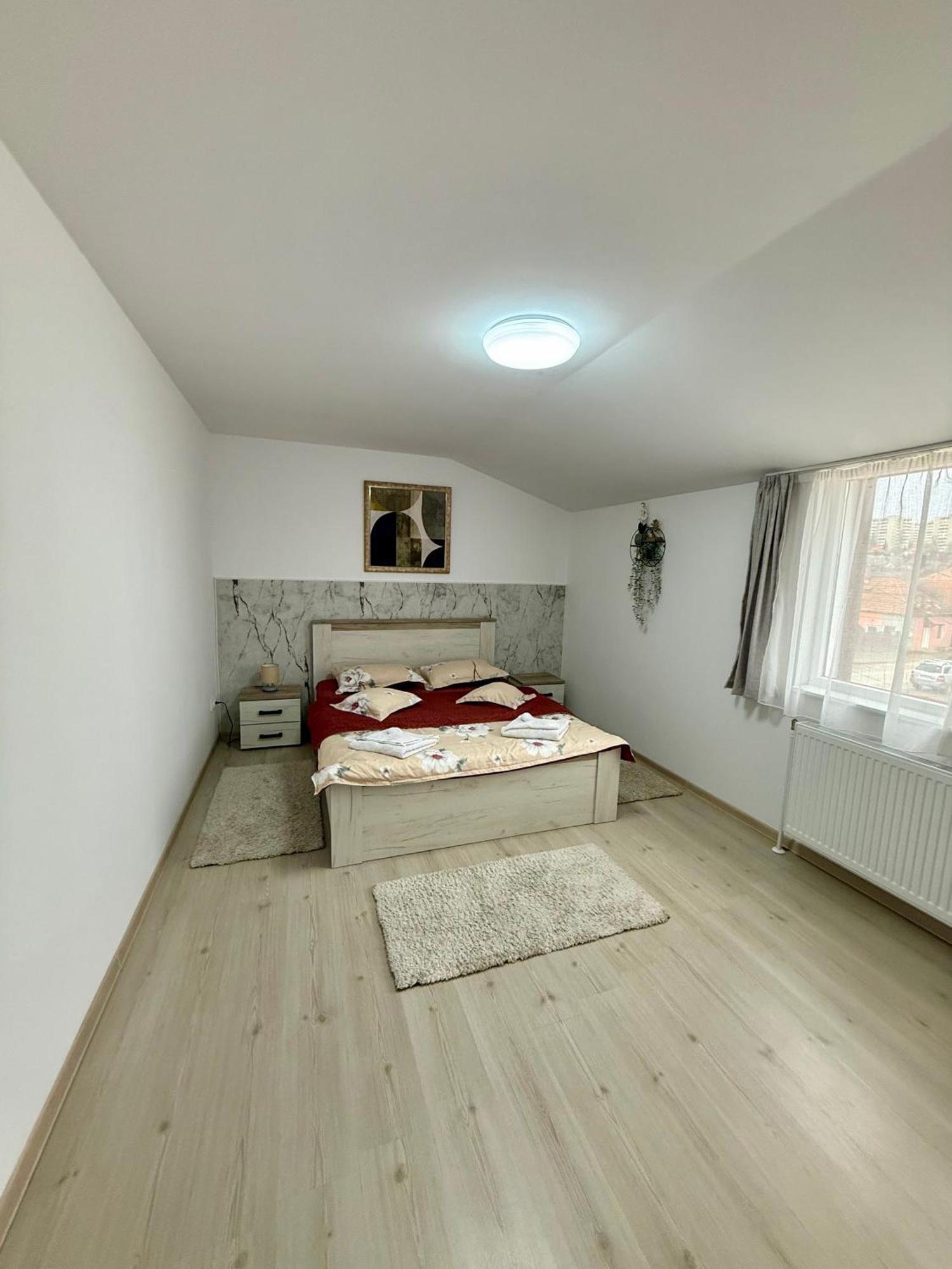 Jokai Apartments Nr7, Code Entry Sfântu Gheorghe Bagian luar foto