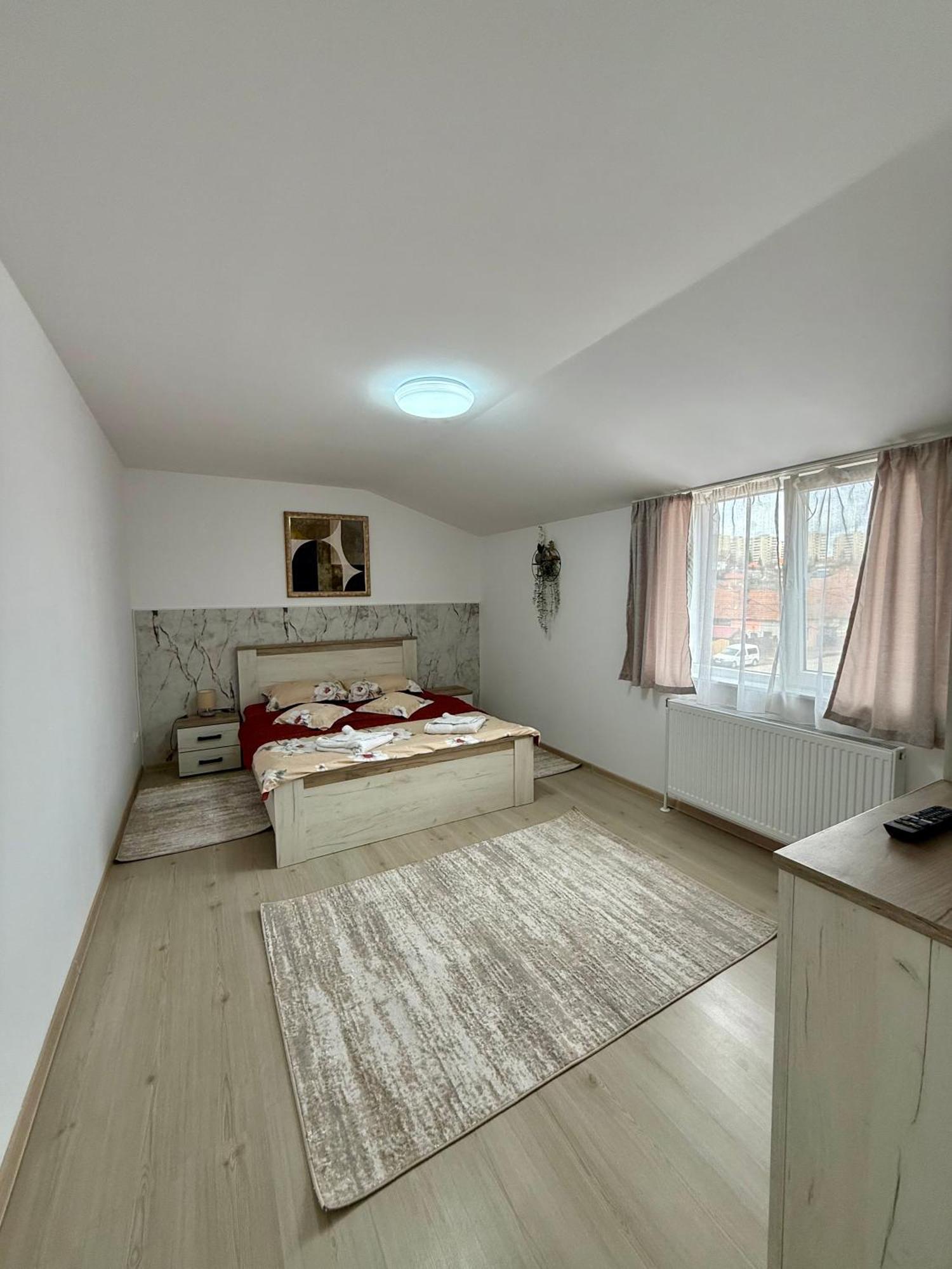 Jokai Apartments Nr7, Code Entry Sfântu Gheorghe Bagian luar foto